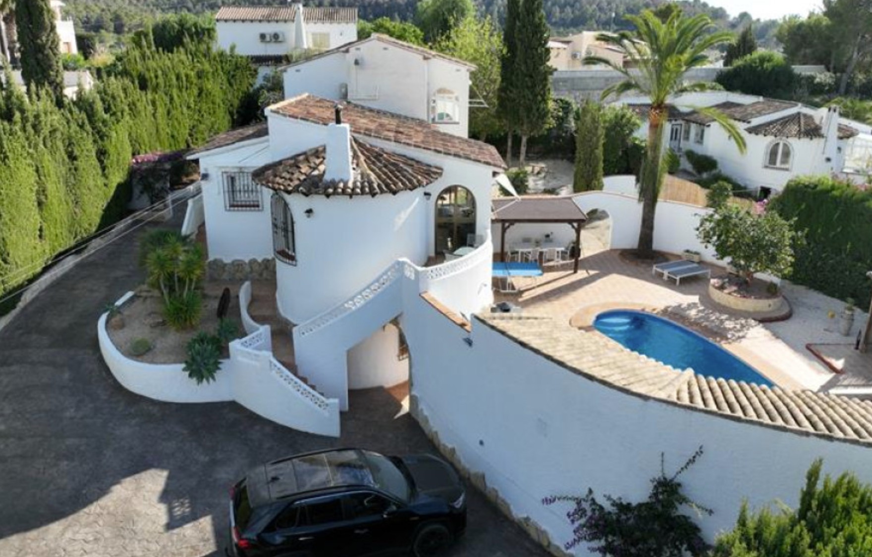 Villa met 6 slaapkamers en een privézwembad dicht bij het strand en winkels in Calpe