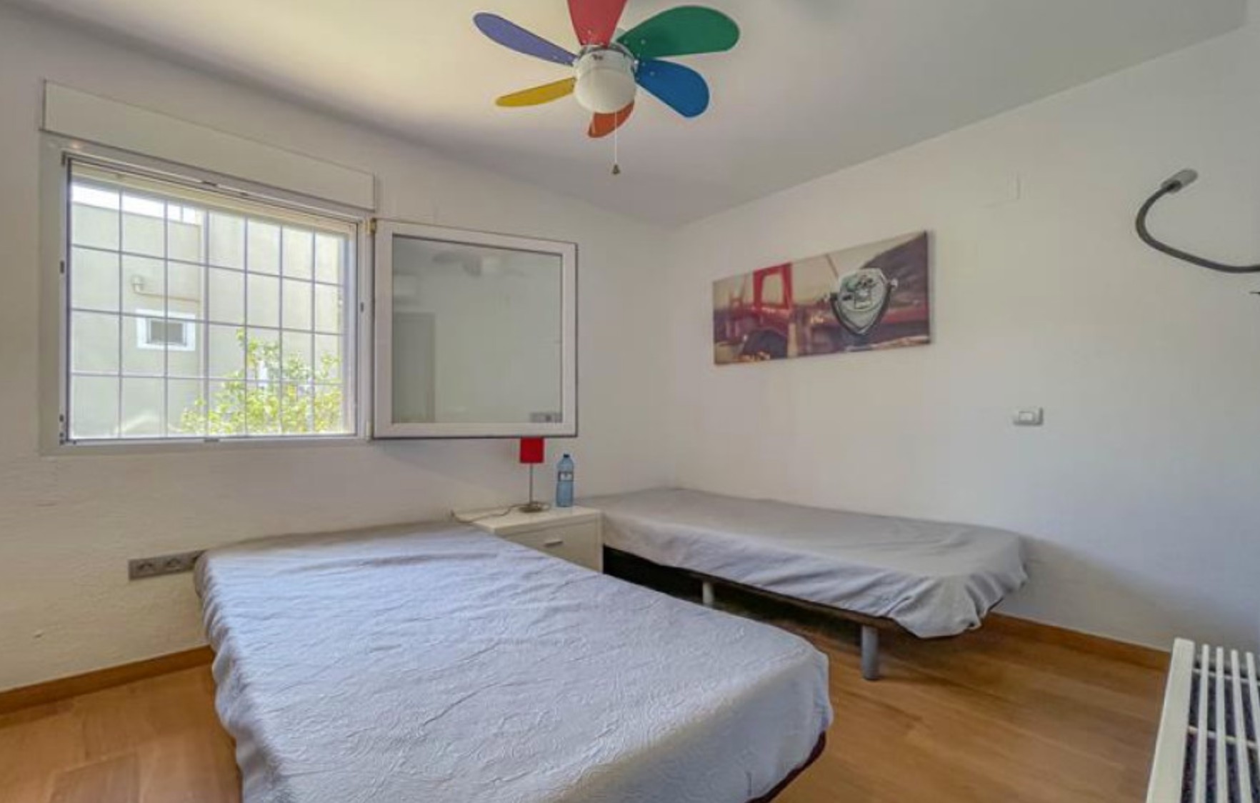 Villa en Benidorm con 6 Habitaciones .