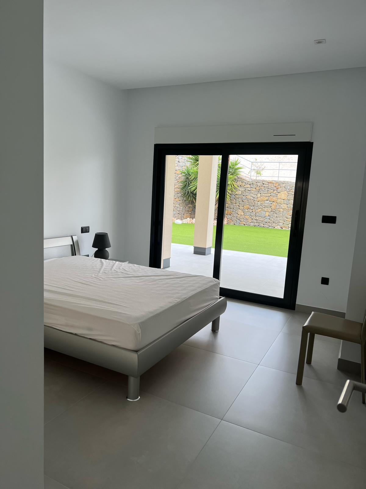 Altea Hills: Spektakuläre Villa mit 5 Schlafzimmern, autorentwurf und traumhaften Aussichten.