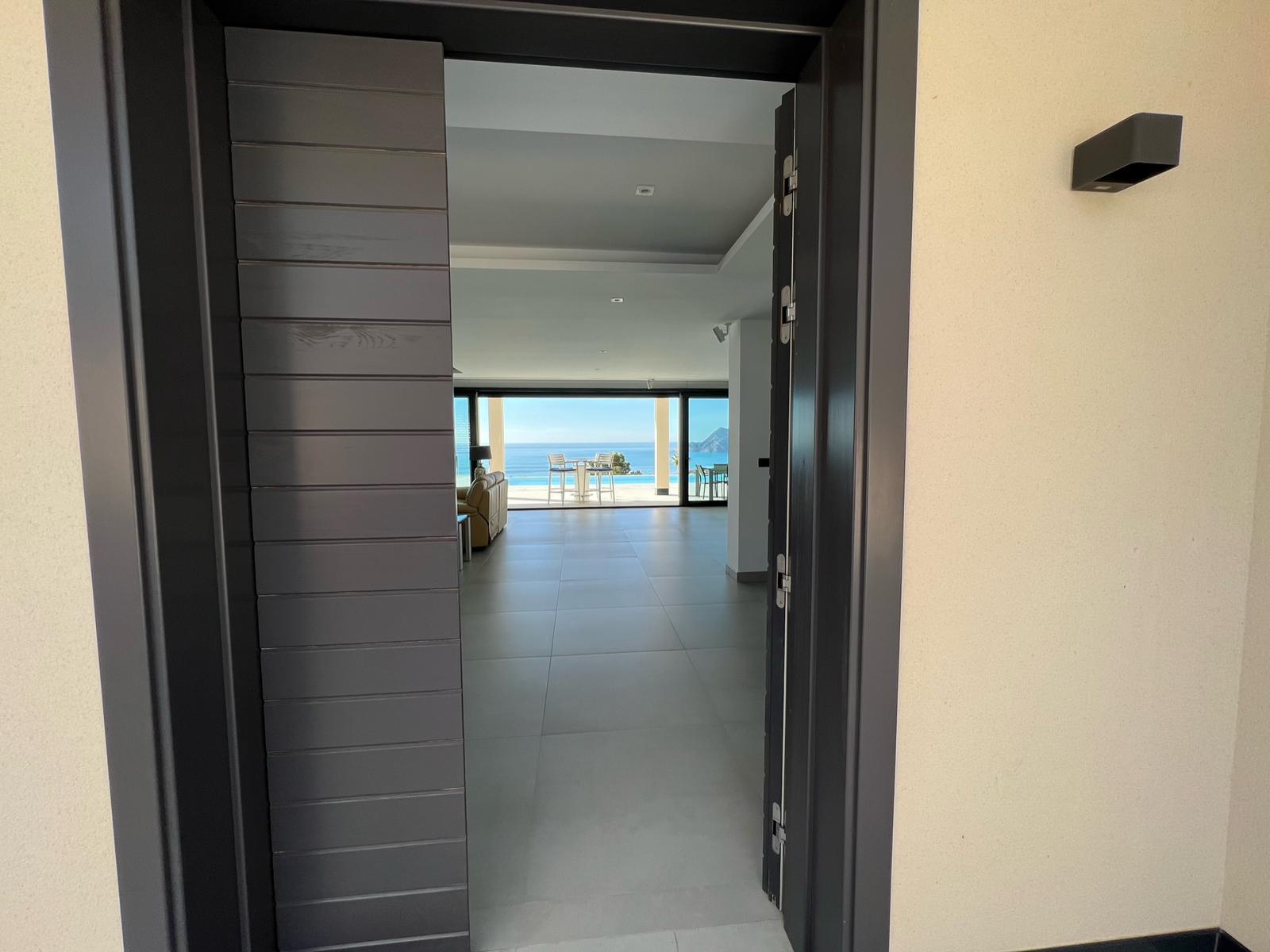 Altea Hills: Spektakuläre Villa mit 5 Schlafzimmern, autorentwurf und traumhaften Aussichten.