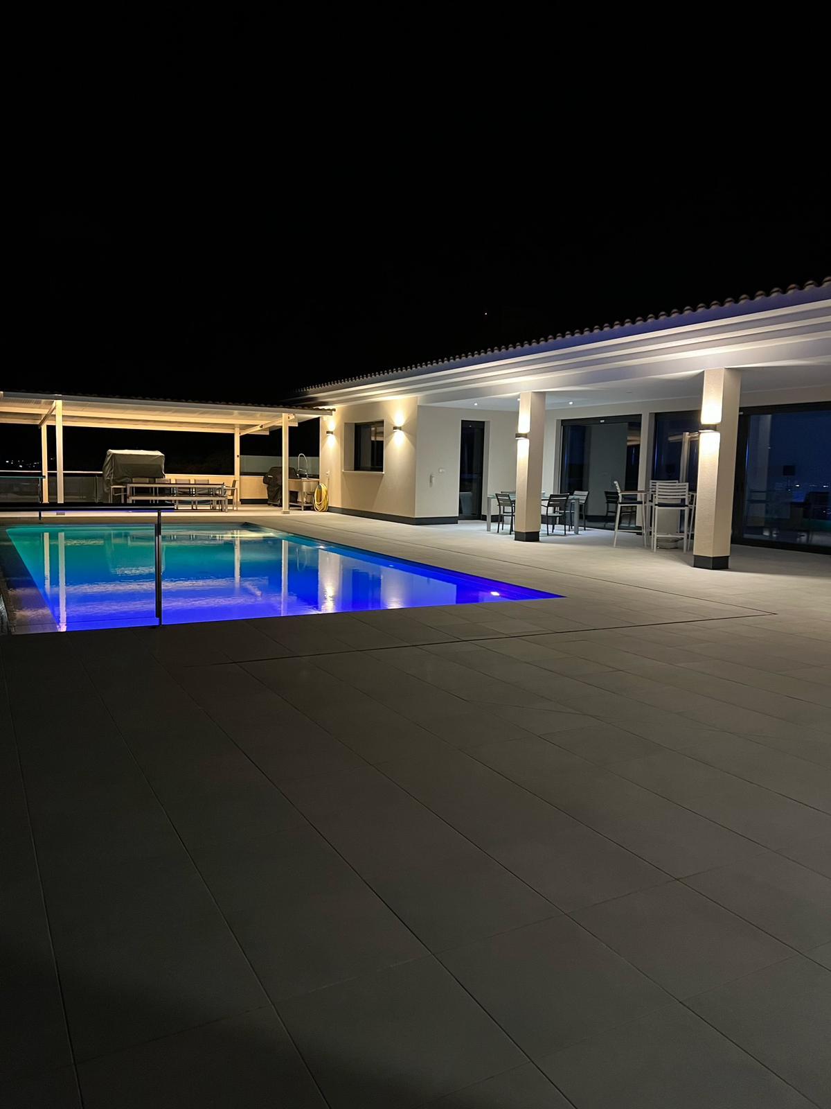 Altea Hills: Spektakuläre Villa mit 5 Schlafzimmern, autorentwurf und traumhaften Aussichten.