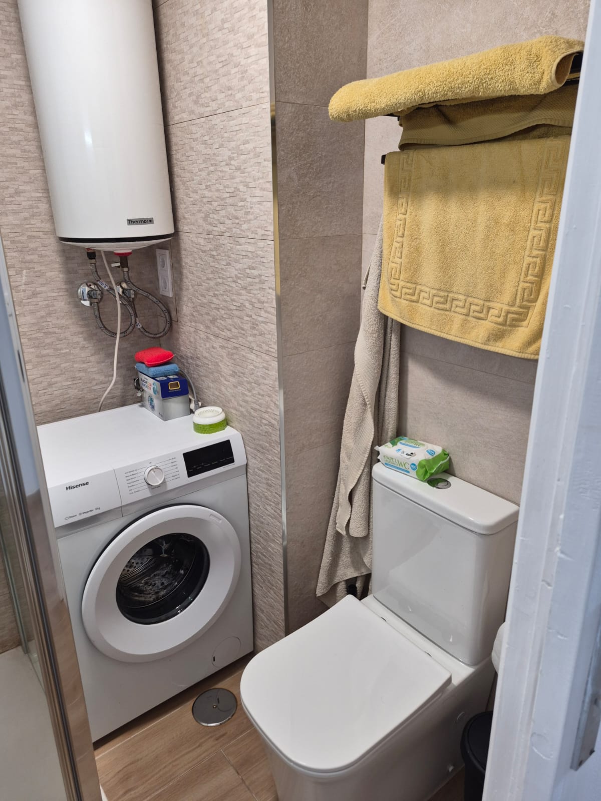Bonito apartamento cerca de la playa .