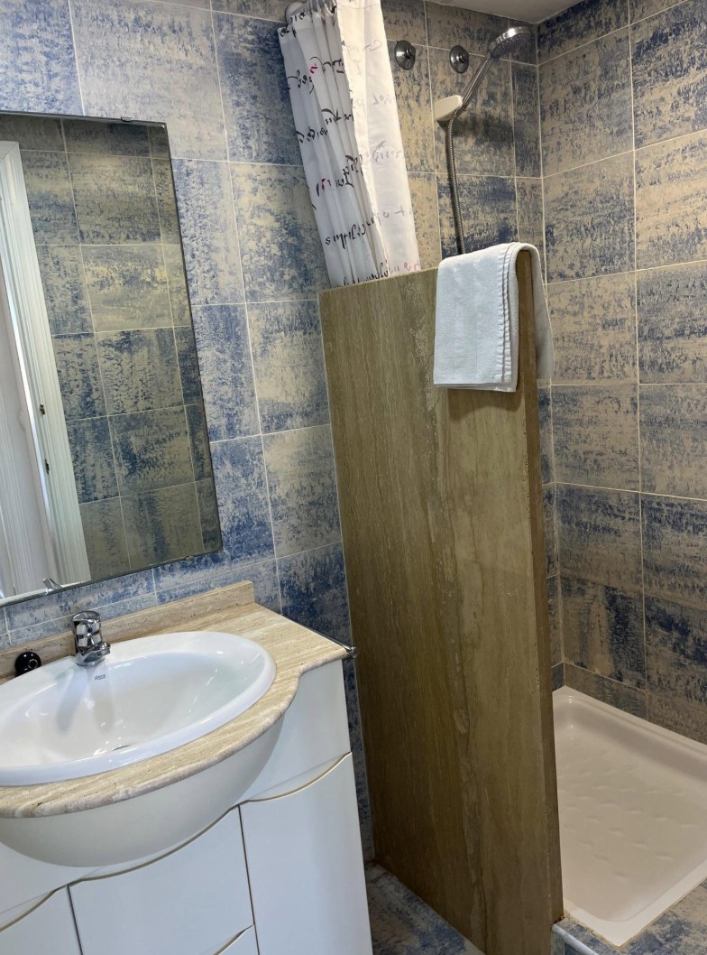 Fantástico apartamento en Denia a 350 m de la playa .