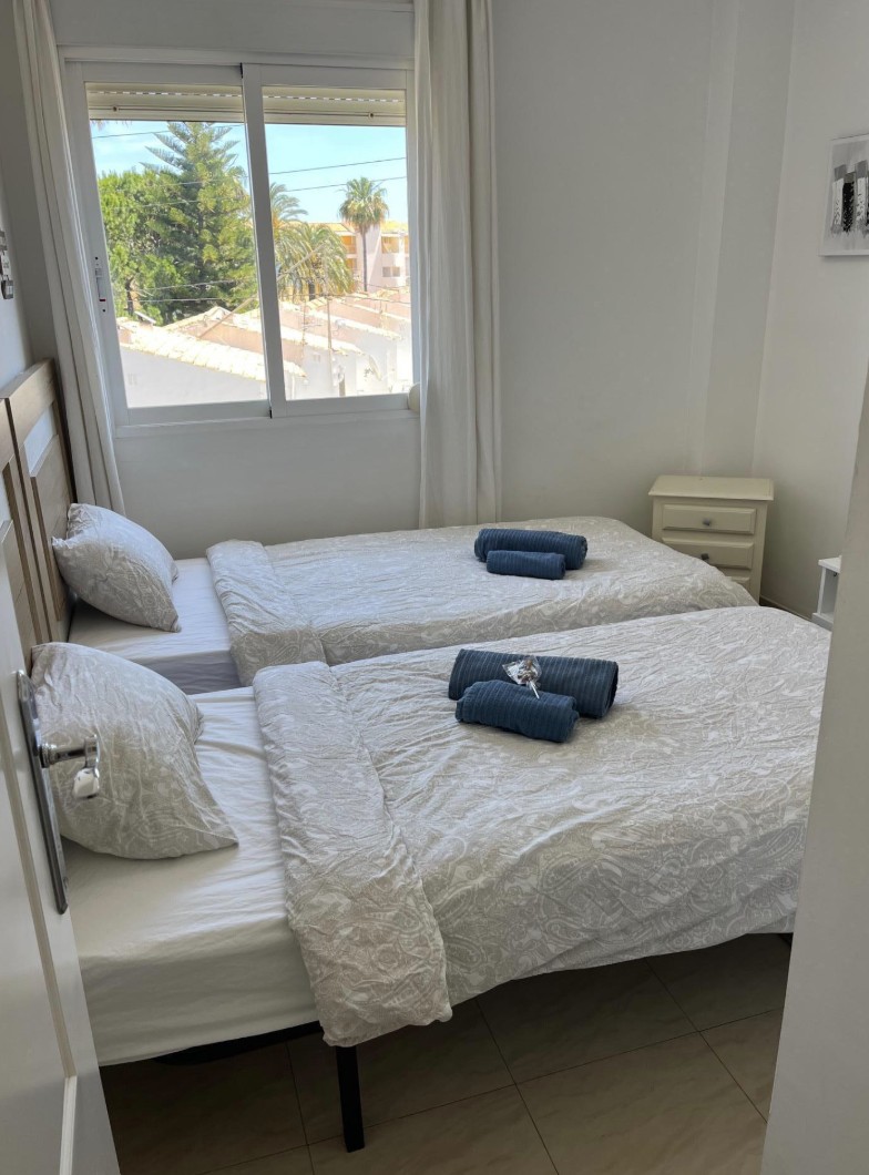 Fantástico apartamento en Denia a 350 m de la playa .