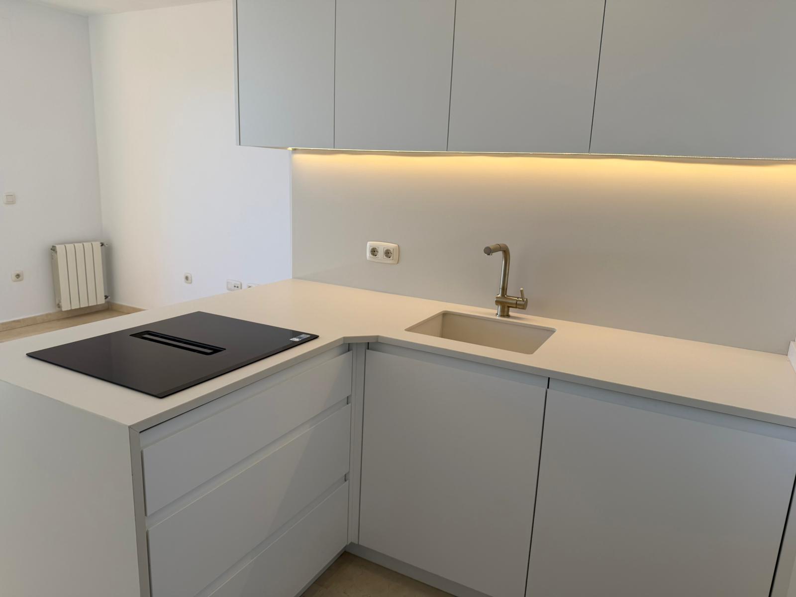 Fantástico apartamento en corazón de Sierra Cortina .