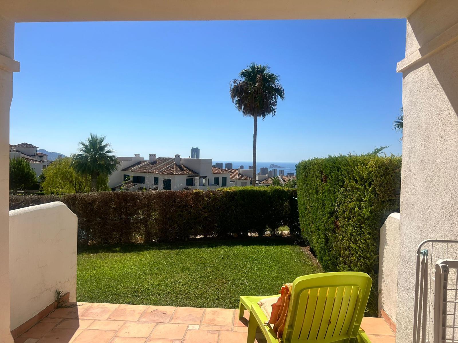 Appartement te koop met 2 slaapkamers in Finestrat, Alicante.