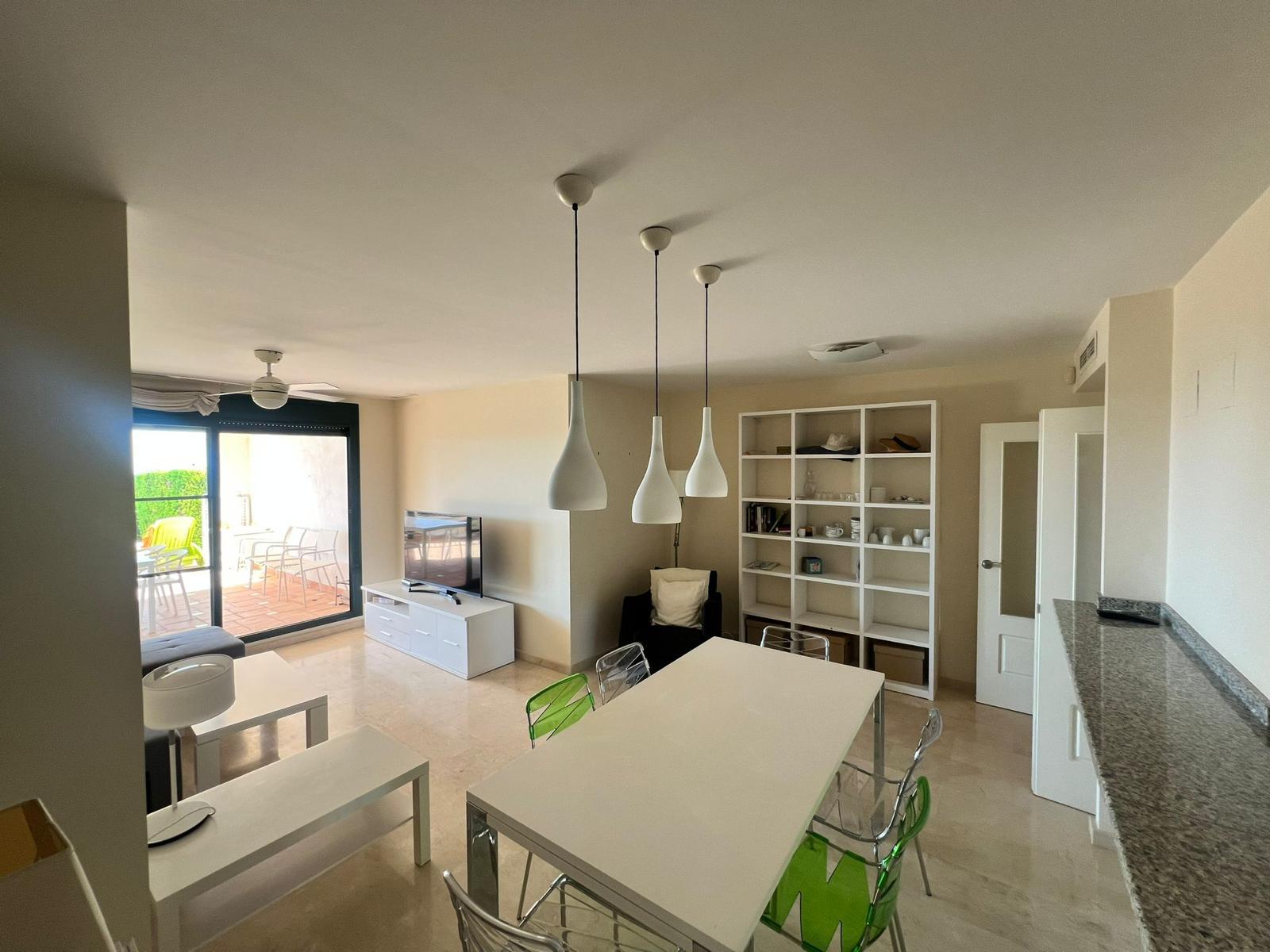 Appartement te koop met 2 slaapkamers in Finestrat, Alicante.