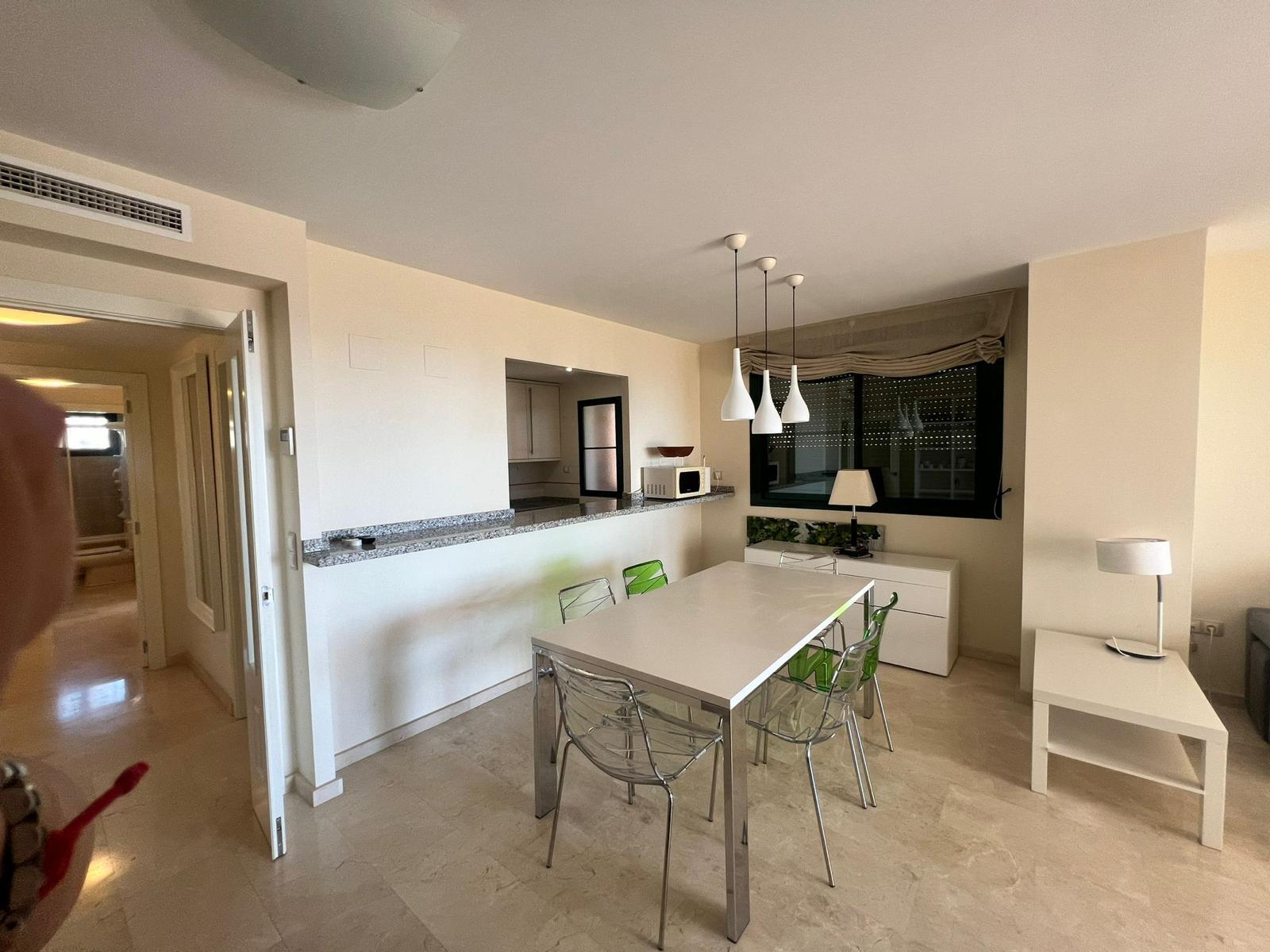 Appartement te koop met 2 slaapkamers in Finestrat, Alicante.
