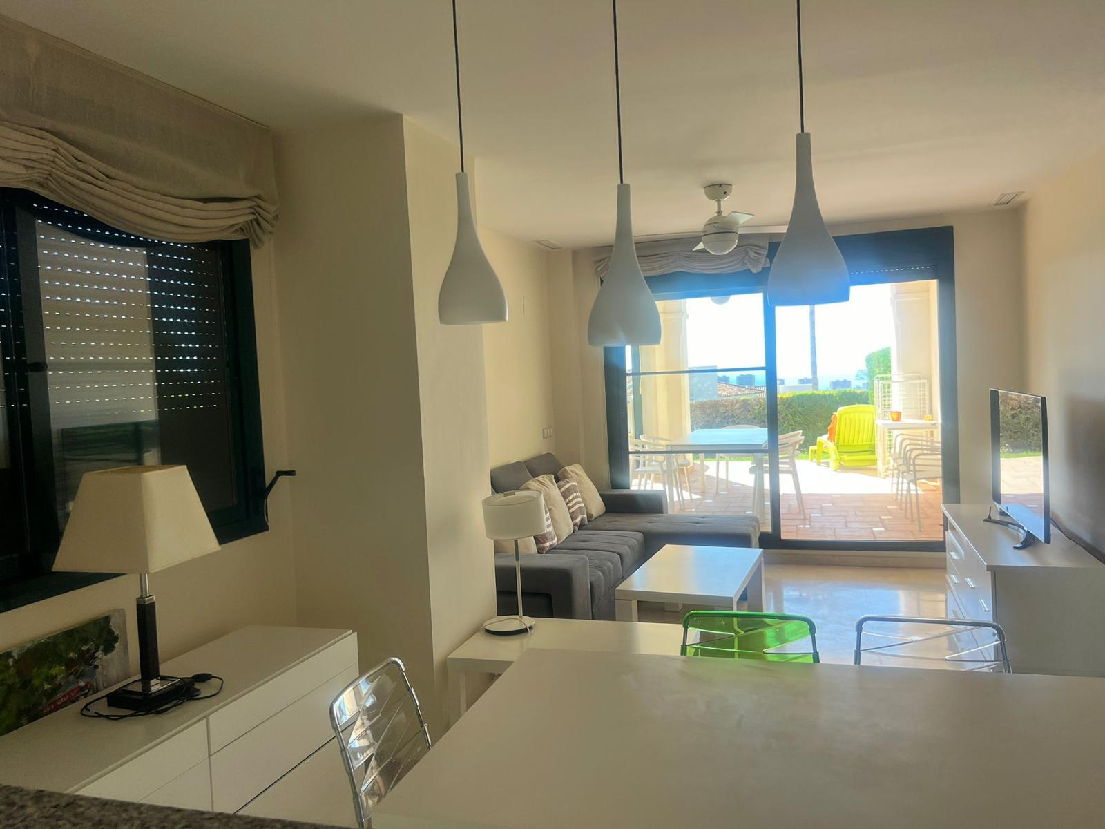 Appartement te koop met 2 slaapkamers in Finestrat, Alicante.