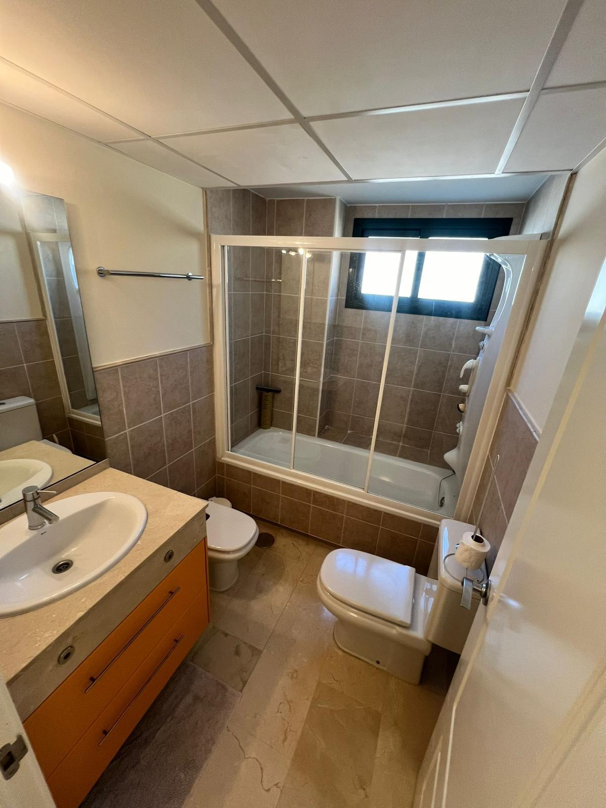 Appartement te koop met 2 slaapkamers in Finestrat, Alicante.