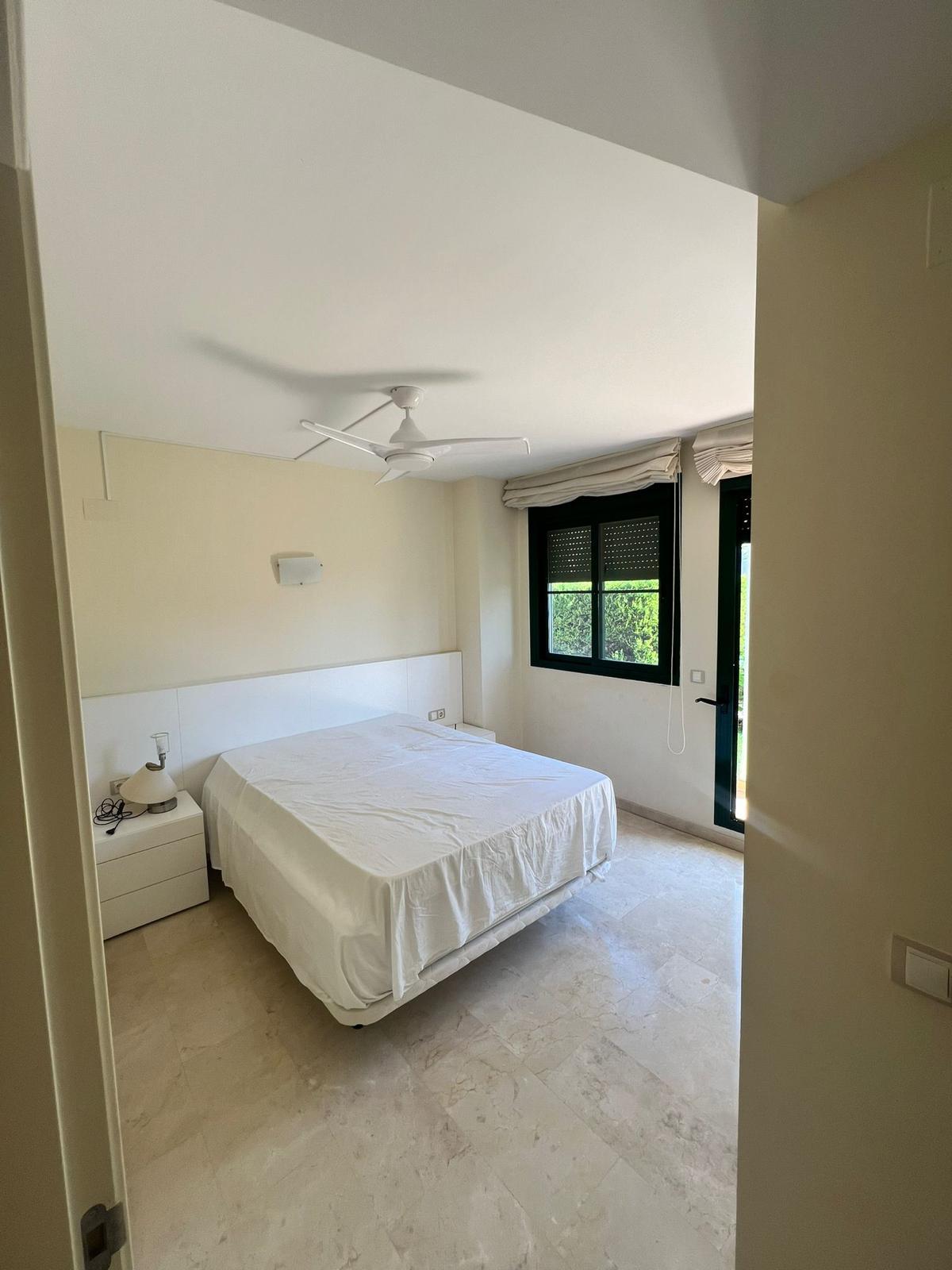 Appartement te koop met 2 slaapkamers in Finestrat, Alicante.