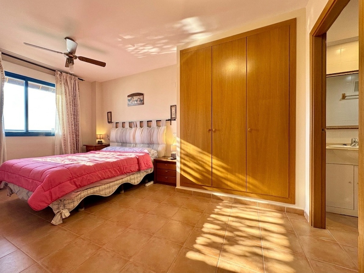 
                    Apartment / flat
                 на продажа в Denia