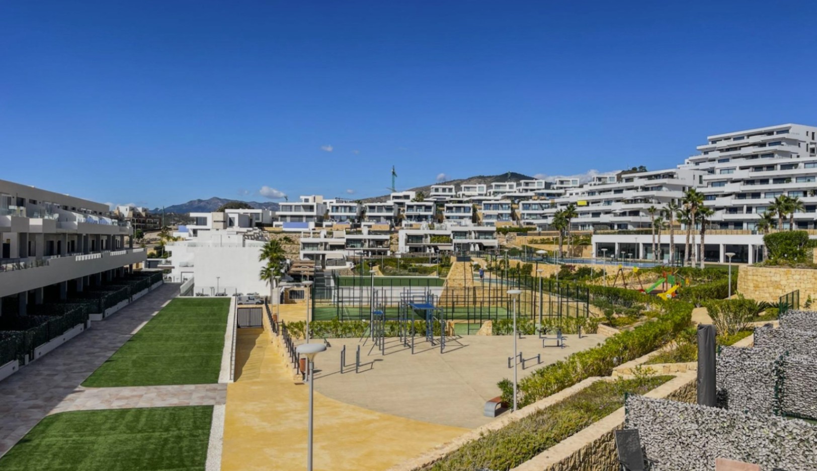 Exclusivo Dúplex de 5 Dormitorios en Camporrosso Village, Finestrat