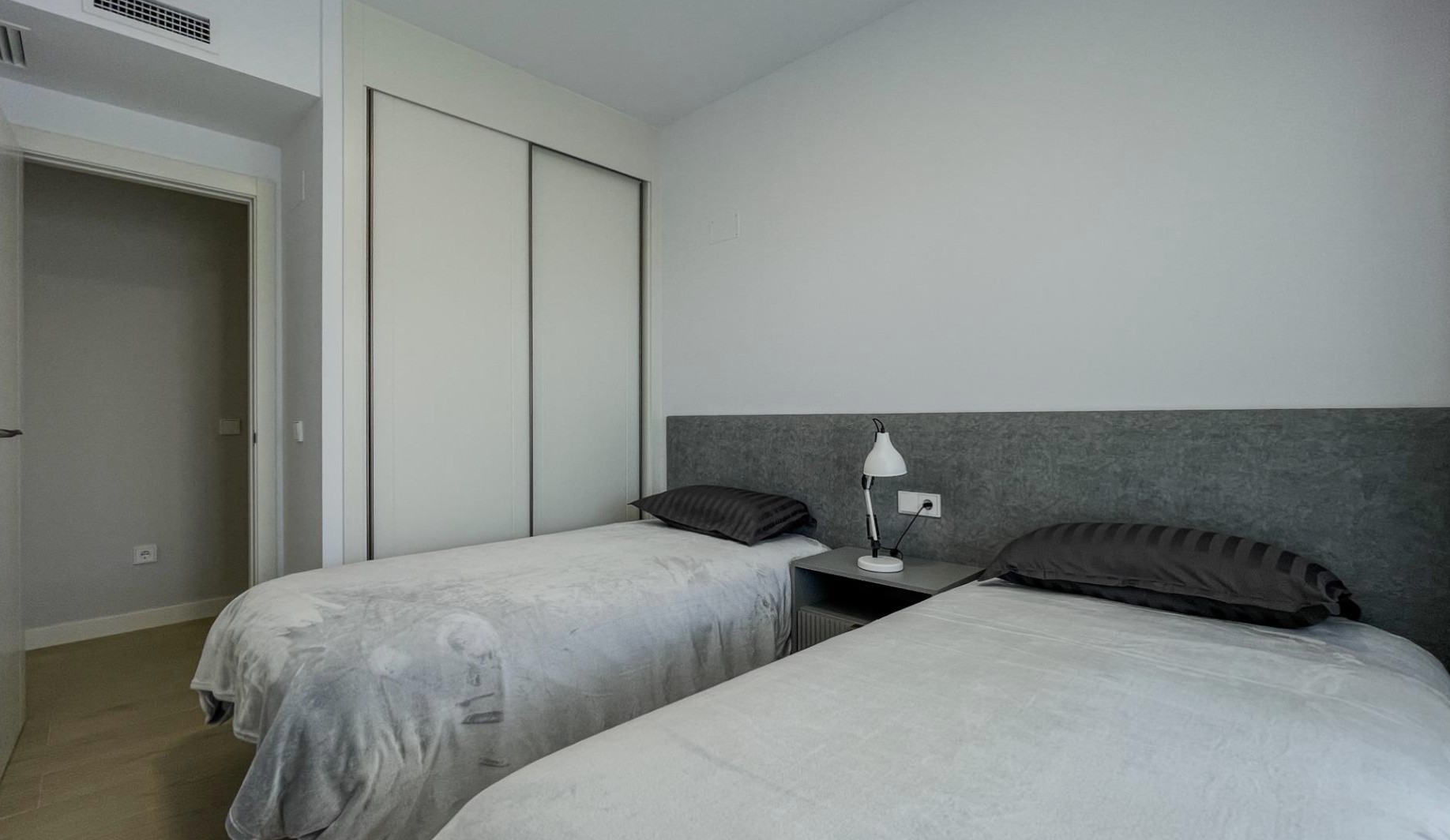 Exclusivo Dúplex de 5 Dormitorios en Camporrosso Village, Finestrat