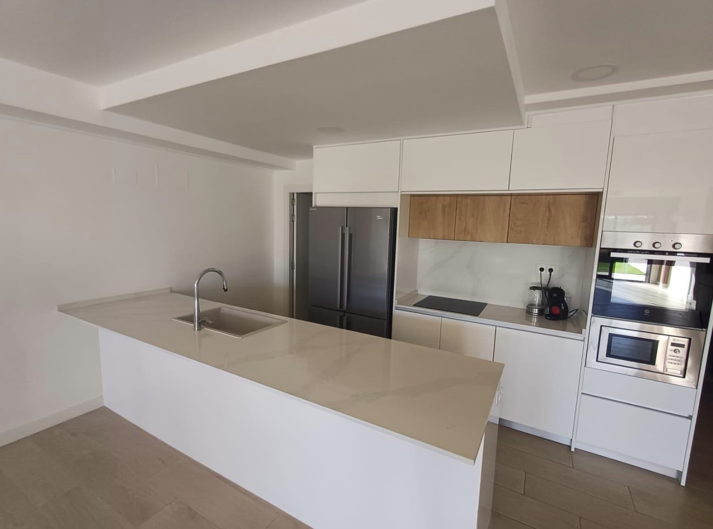 ALQUILER DE LARGA TEMPORADA – EXCLUSIVO DÚPLEX EN CAMPORROSSO VILLAGE, FINESTRAT .