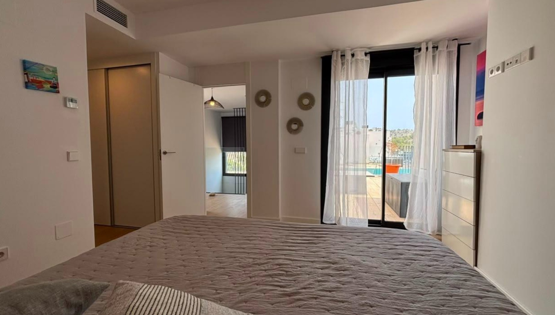 Fantástico Ático Dúplex en alquiler para larga temporada .