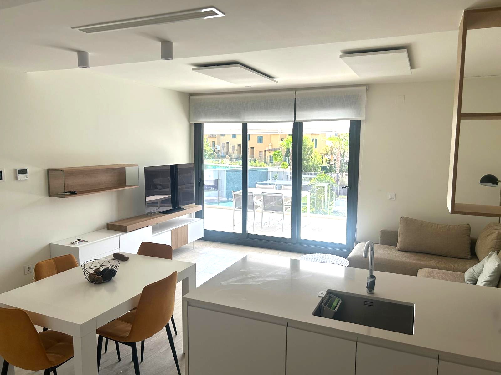 PRECIOSO APARTAMENTO EN SIERRA CORTINA (FINESTRAT)