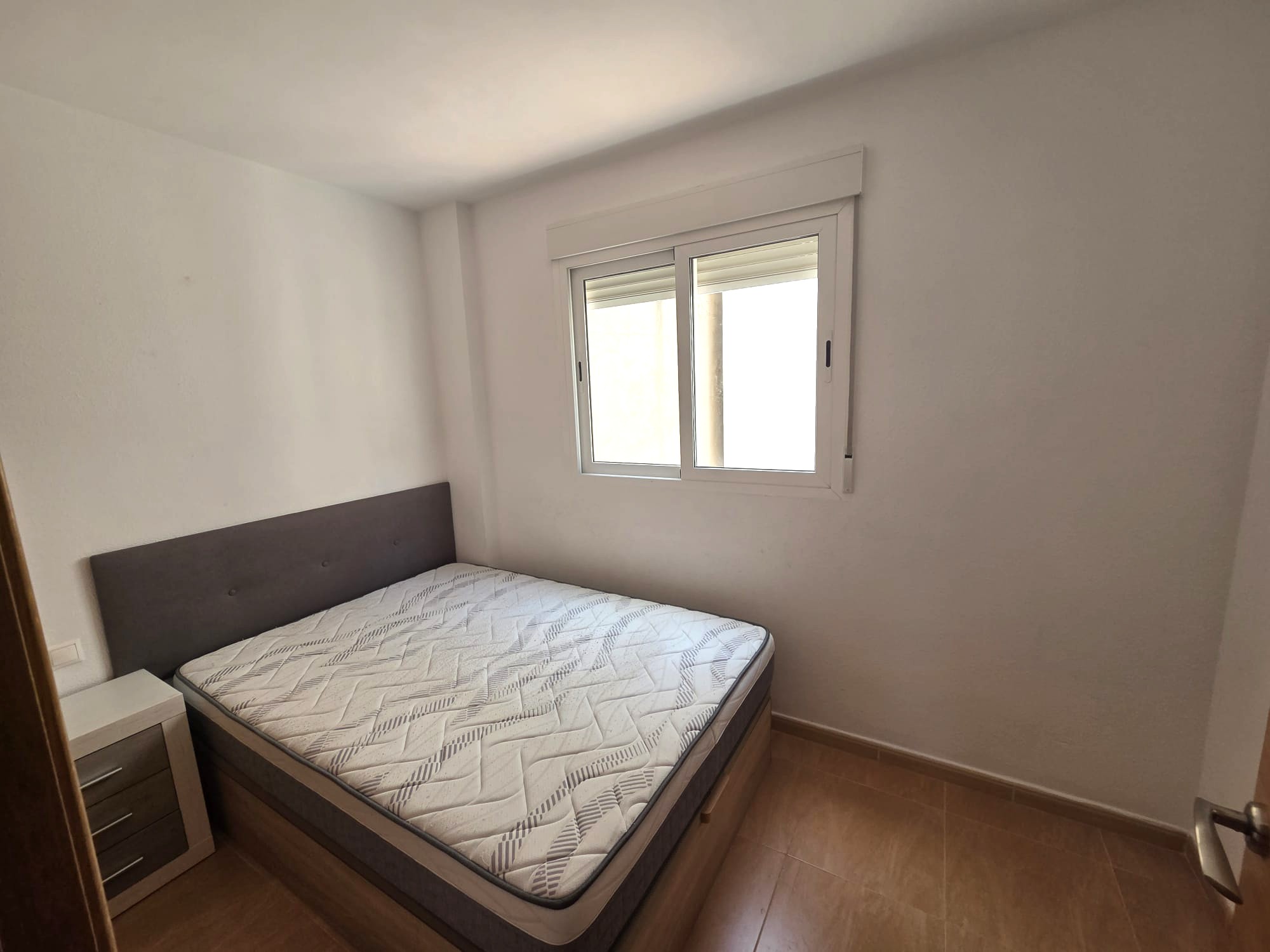 Coqueto apartamento  de 2 dormitorios en San Blas, Alicante .
