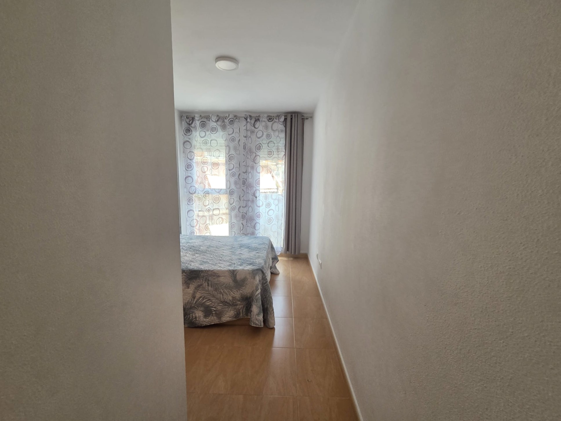 Coqueto apartamento  de 2 dormitorios en San Blas, Alicante .