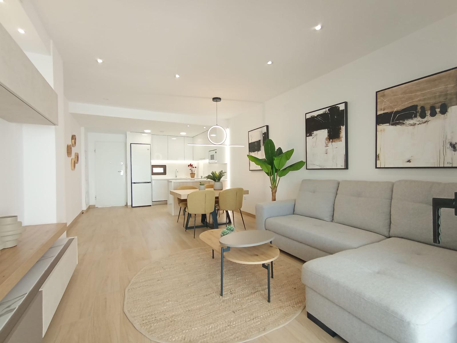 Moderne appartement in een privé wooncomplex met uitstekende voorzieningen.