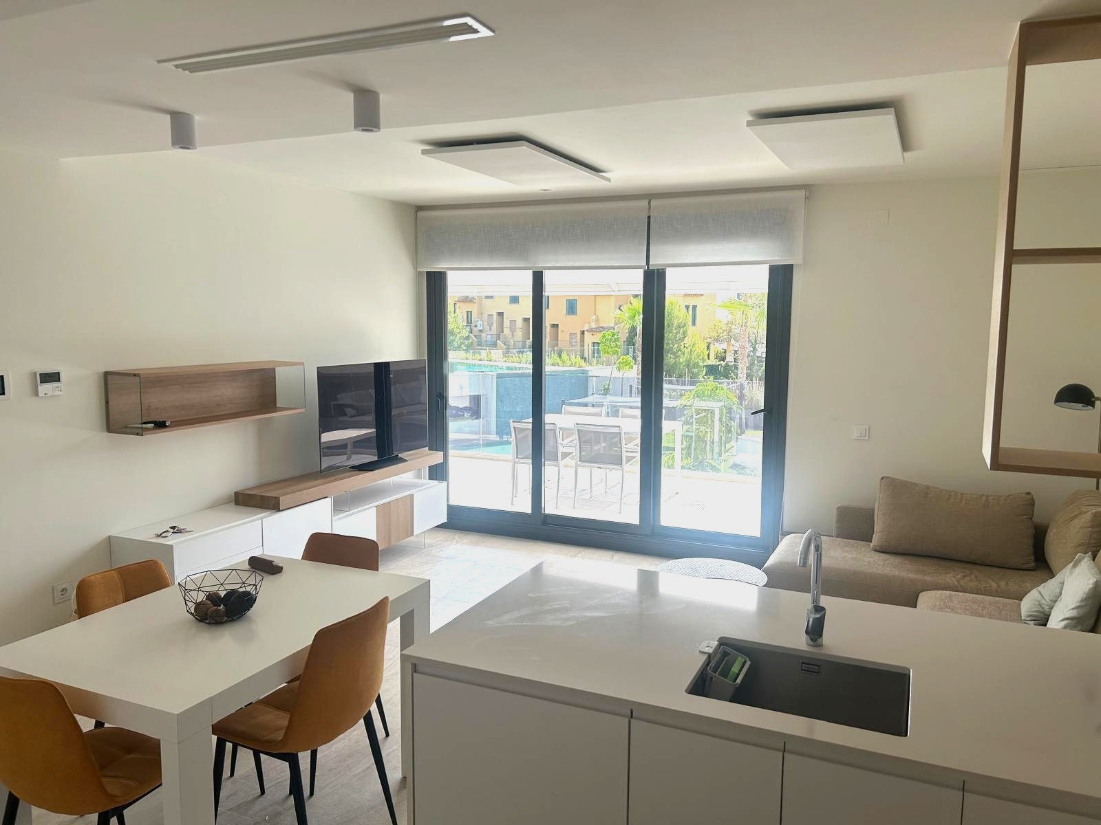 Precioso apartamento en alquiler para larga temporada en Finestrat . 