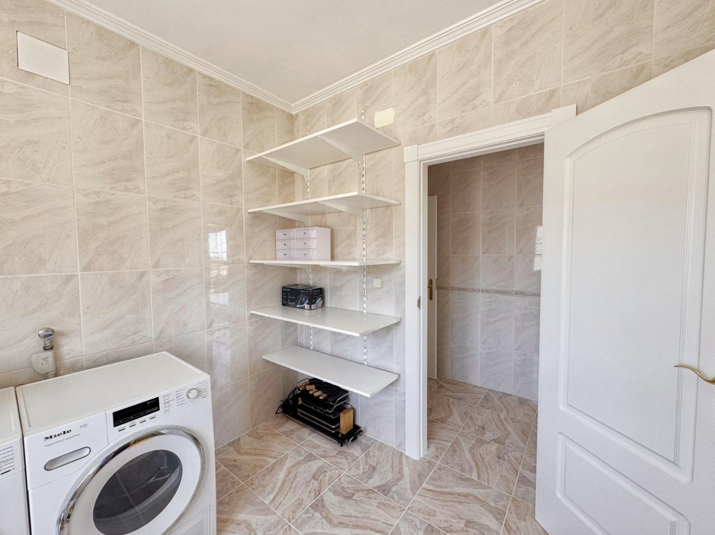 Location de chalet indépendant avec 7 chambres à La Nucia.