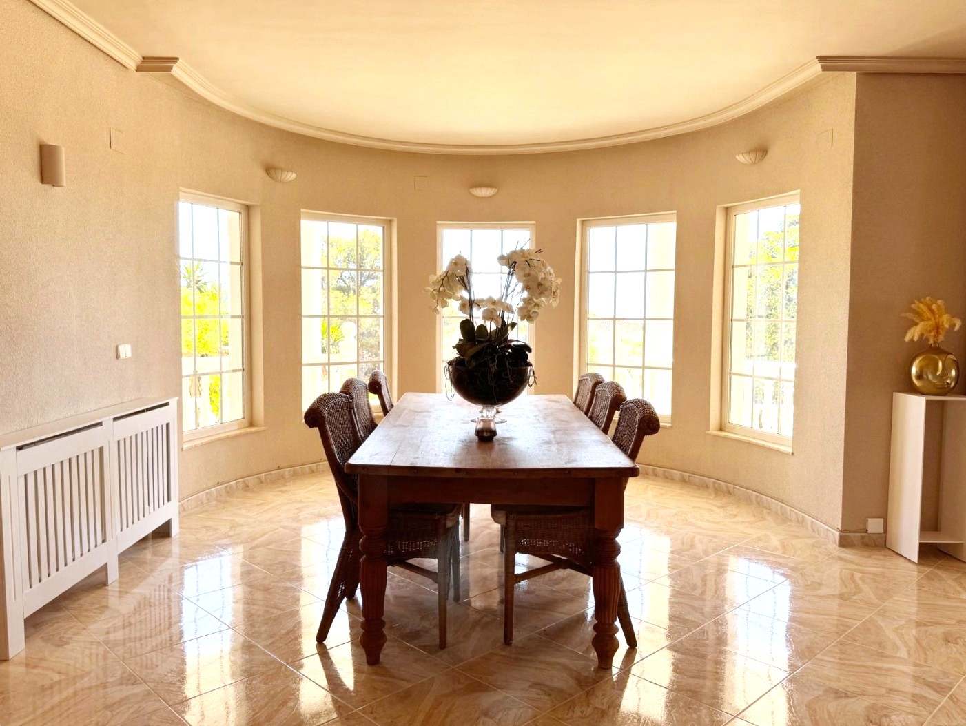 Location de chalet indépendant avec 7 chambres à La Nucia.