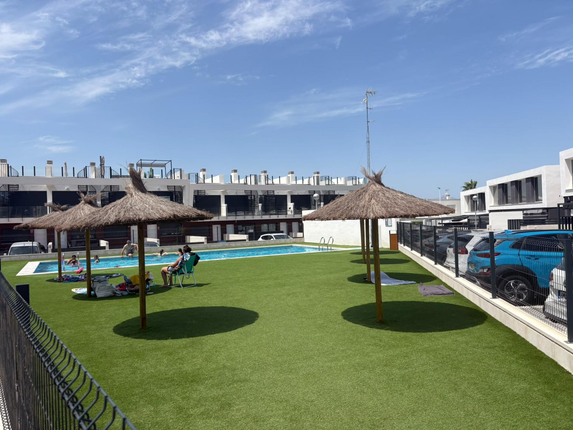 GA0926 - Moderno Adosado en Gran Alacant, Alicante .