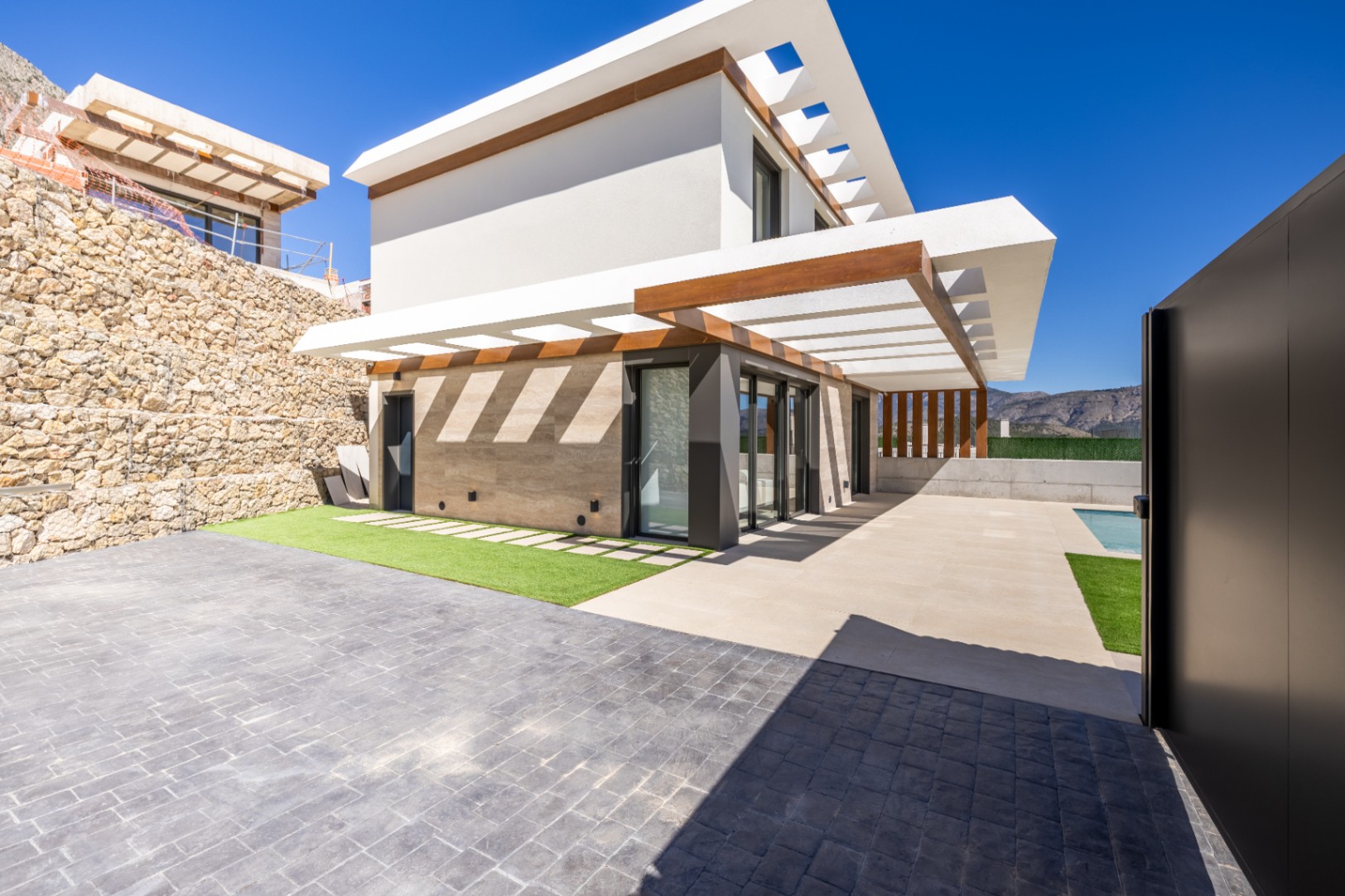 Chalet en venta en Polop, Alicante - 3 dormitorios y piscina privada. Nueva FASE