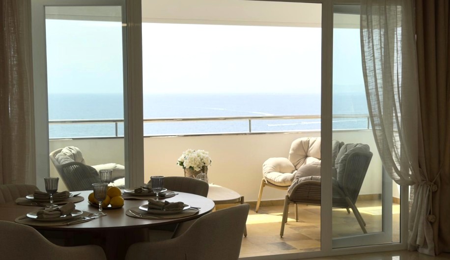 BL1026 - DESPIERTA CADA DÍA FRENTE AL MAR | VISTAS PANORÁMICAS EN COBLANCA