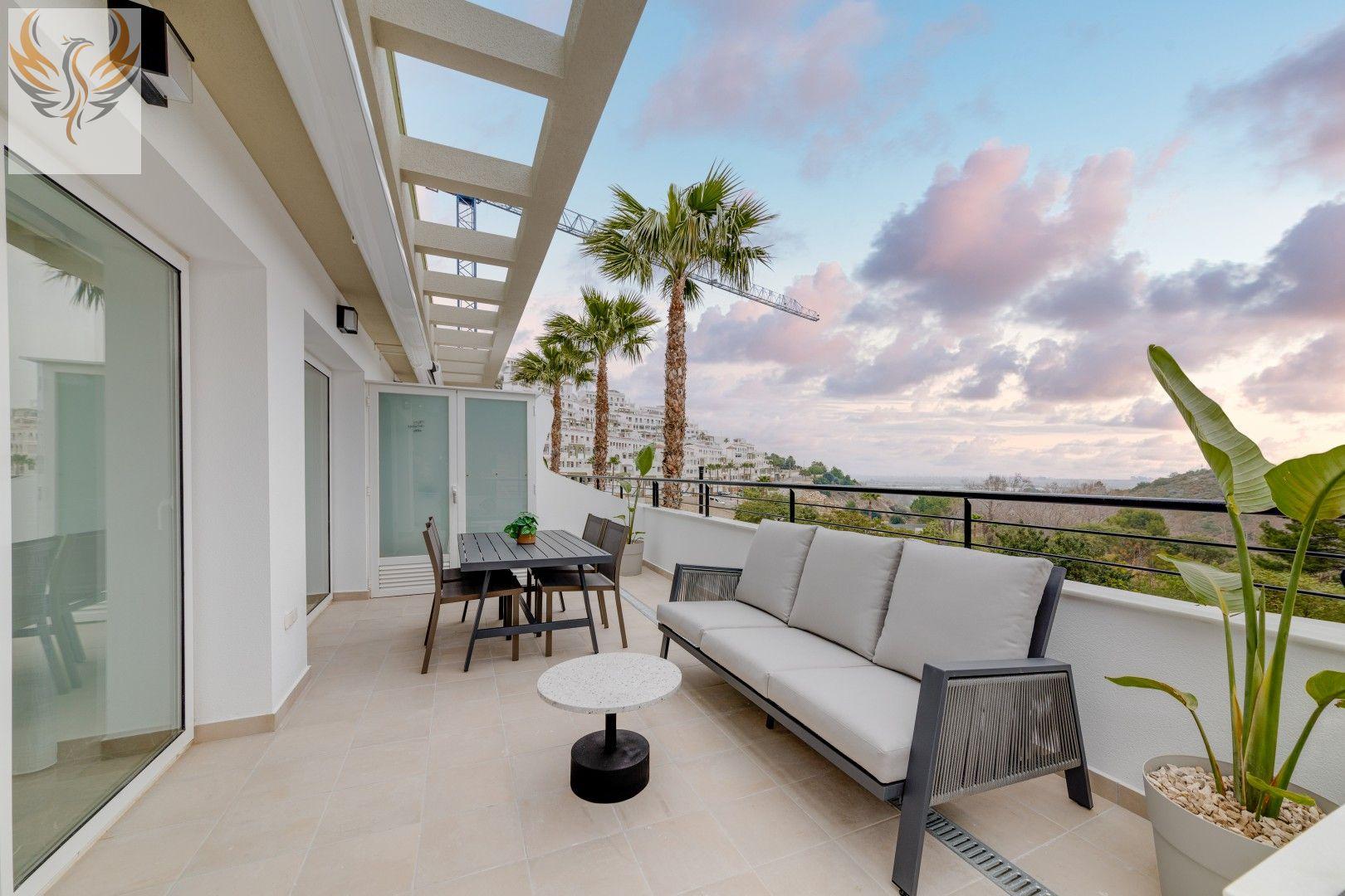 Apartamento con preciosas vistas al mar y zonas verdes .