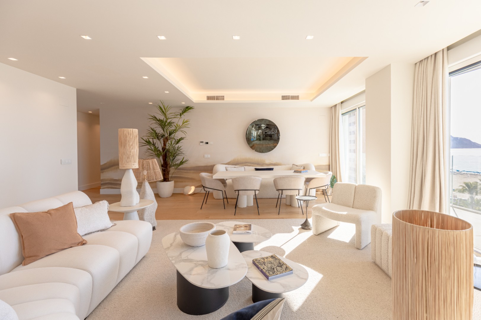 Appartement avec une vue magnifique sur la mer.