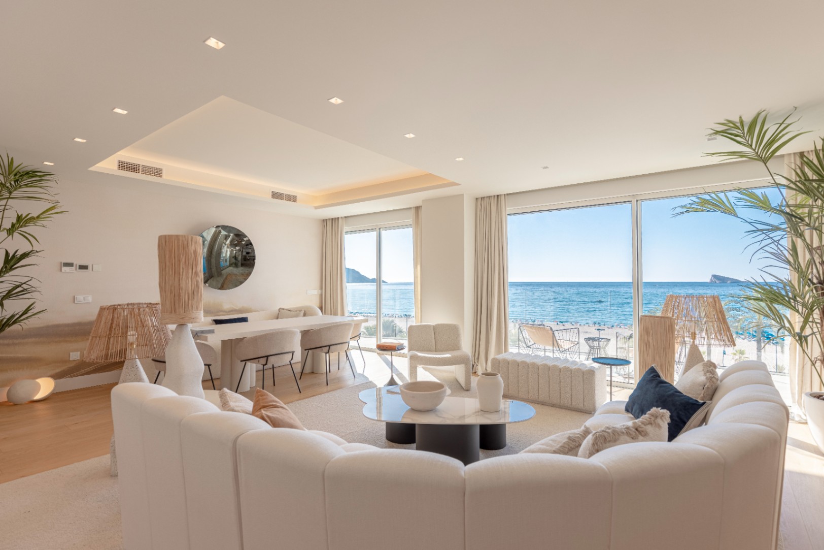 Appartement avec une vue magnifique sur la mer.