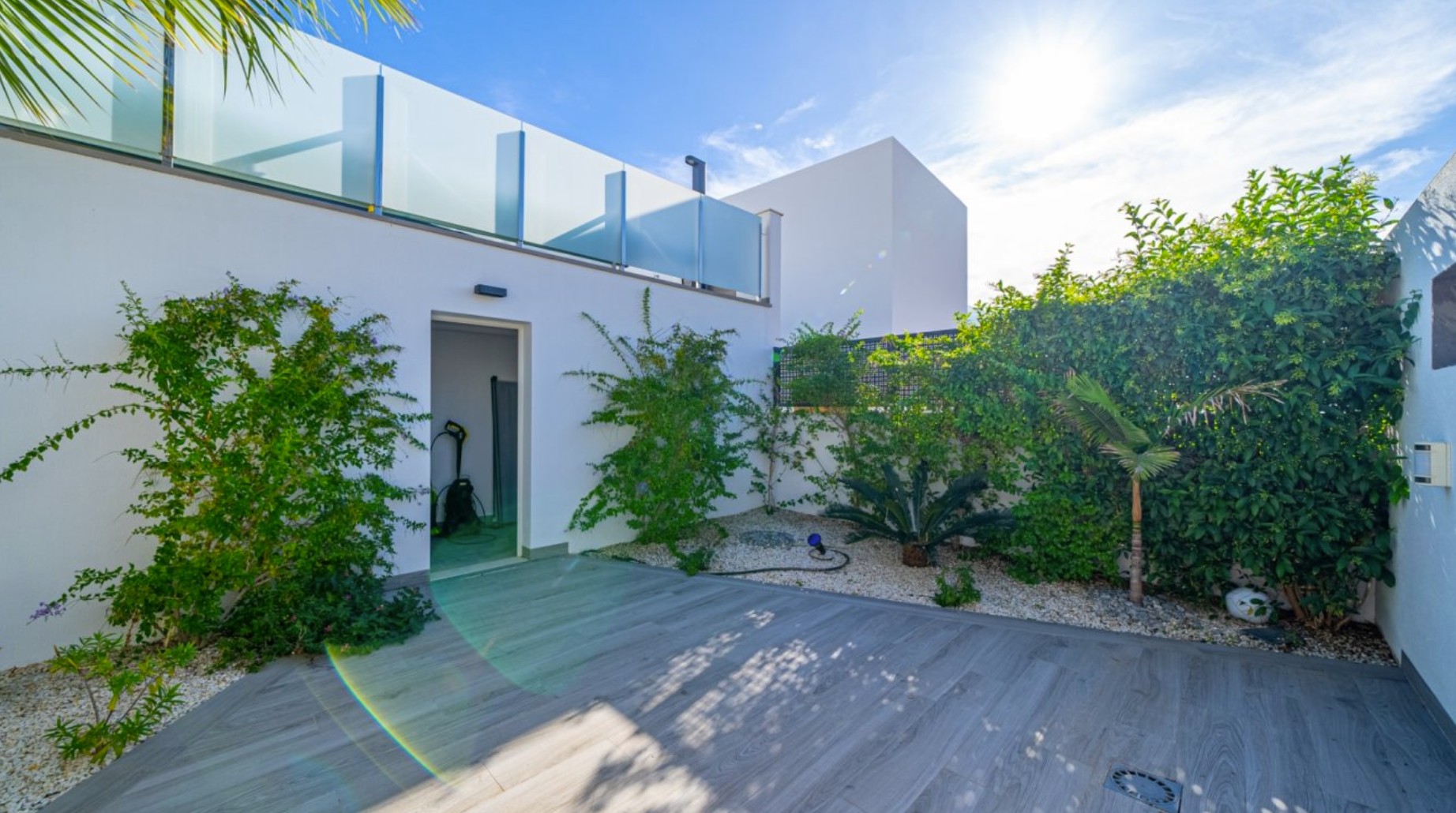Elegante Villa con vistas al mar . 
