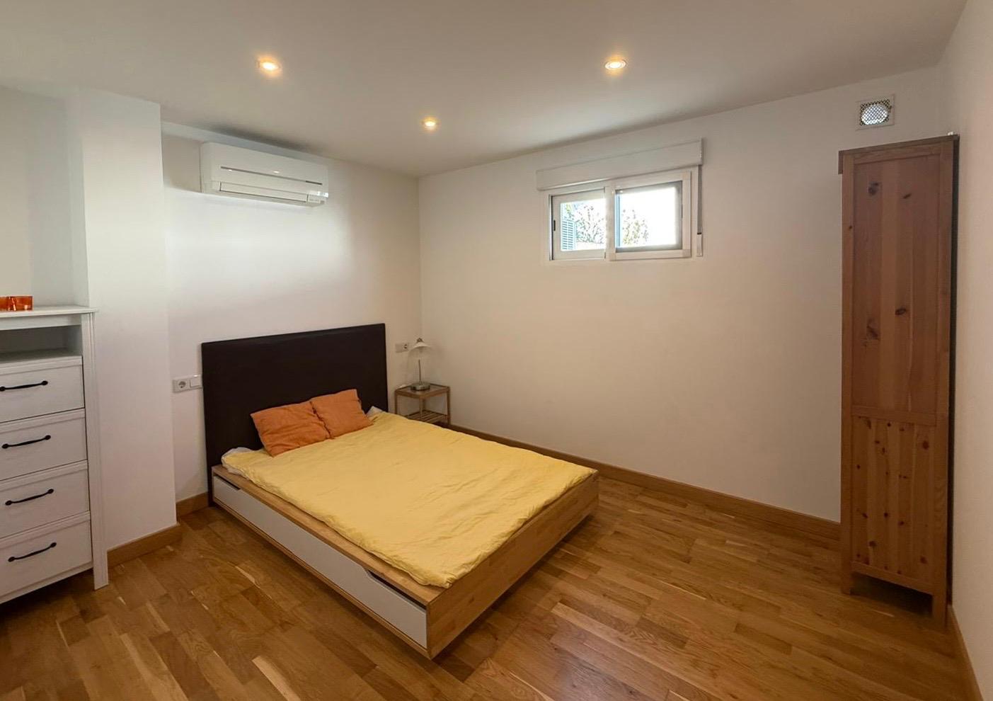 ESPECTACULAR CHALET TRIPLE CON PISCINA EN LA NUCIA