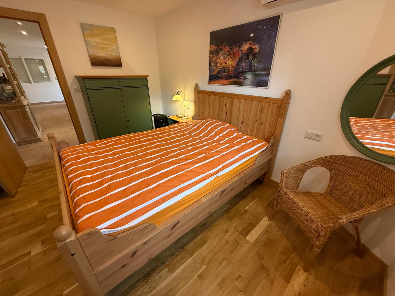 ESPECTACULAR CHALET TRIPLE CON PISCINA EN LA NUCIA